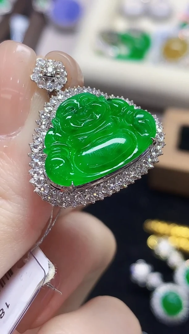 吊坠(不含链)18K金镶嵌翡翠AL