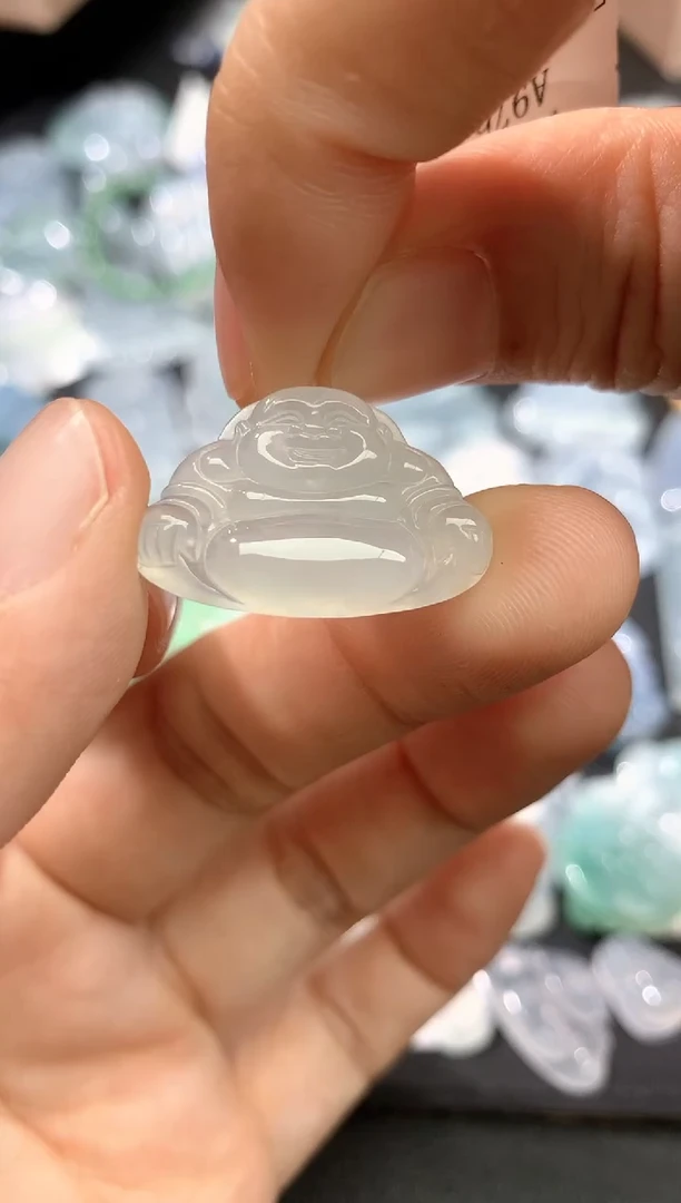 颈饰未镶嵌翡翠吊坠