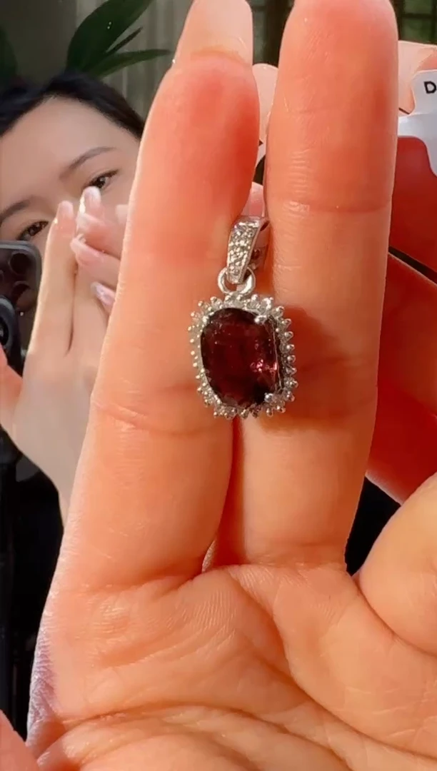 吊坠(不含链)未镶嵌碧玺天然碧玺吊坠