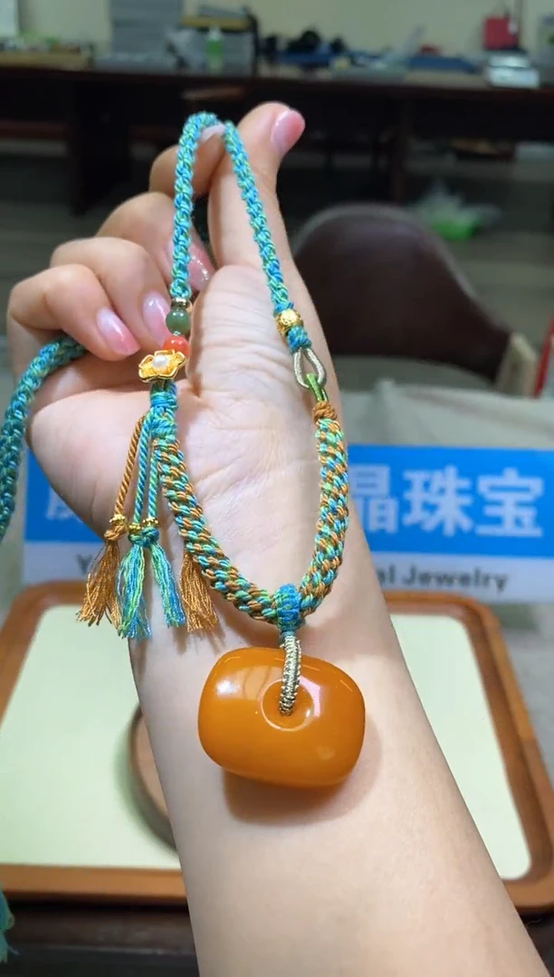 【闪购商品】蜜蜡颈饰未镶嵌多样性发一件741