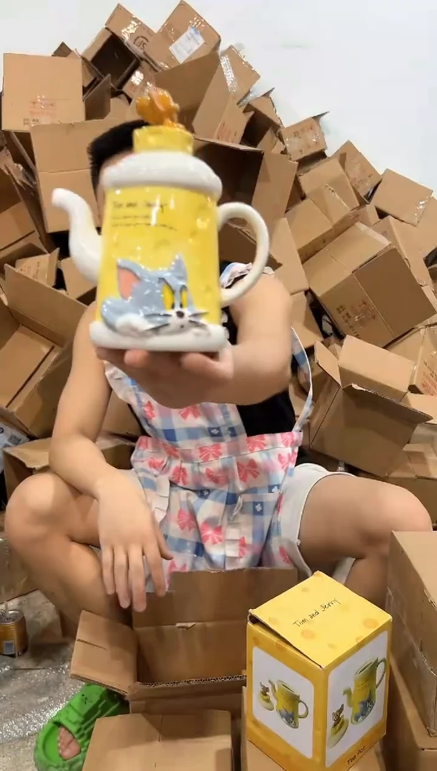 瓷片原盒猫和老鼠奶酪茶壶