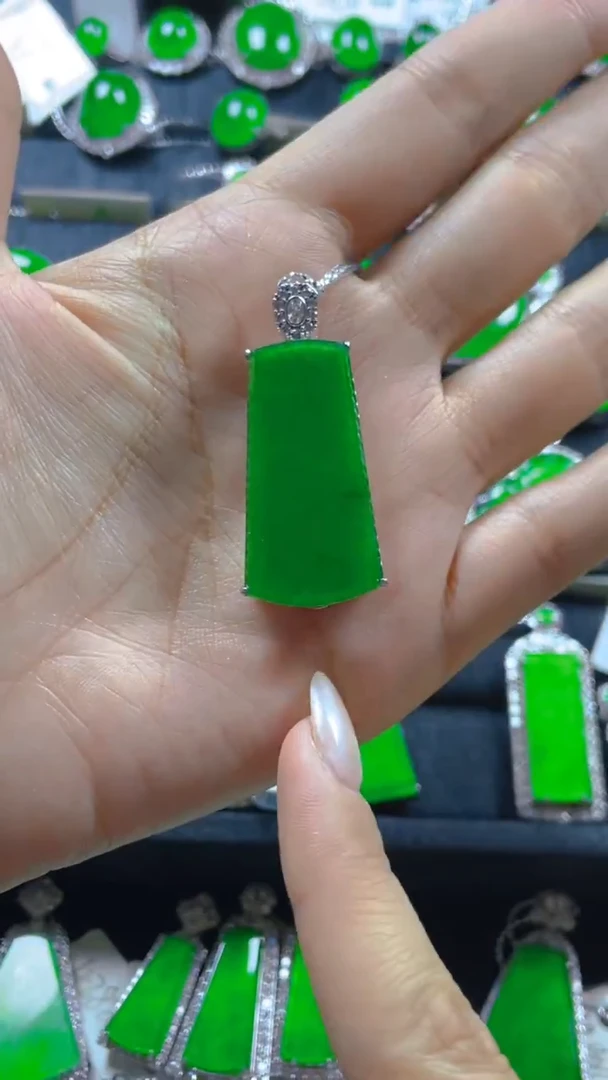 颈饰银S925镶嵌翡翠11