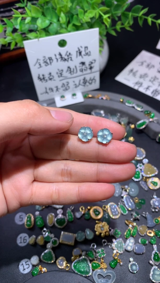 吊坠(不含链)银S925镶嵌翡翠小*欲1