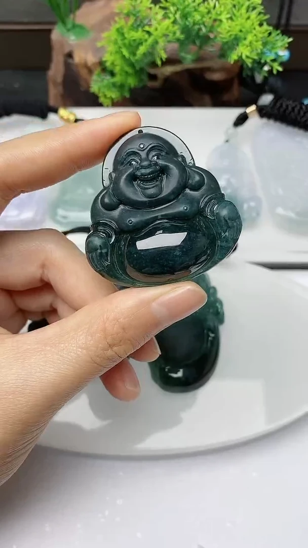 【闪购商品】翡翠颈饰未镶嵌        