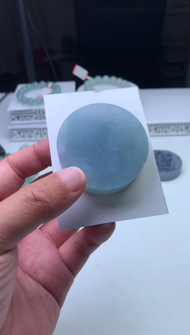 未镶嵌定制翡翠B*n珠子