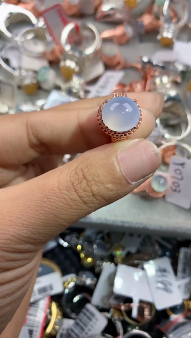 未镶嵌戒指翡翠荣*717-17-17         6