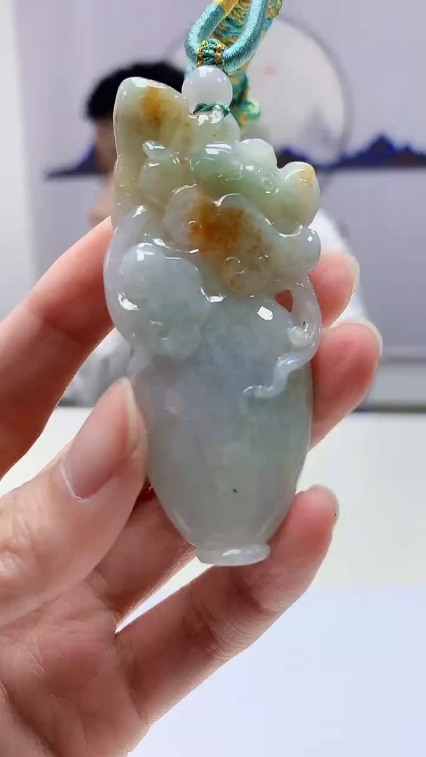 【闪购商品】定制翡翠未镶嵌5028zm-毛货挂件120花瓶