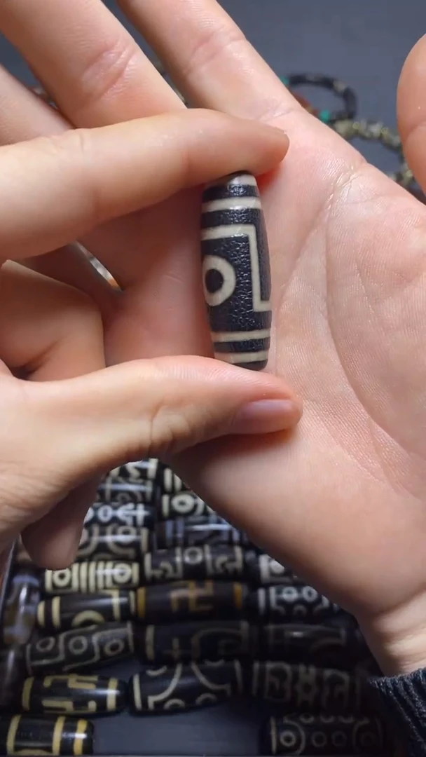 未镶嵌颈饰玛瑙/玉髓1