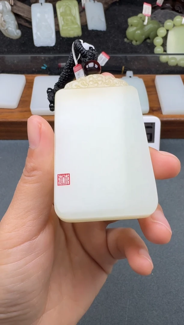 颈饰未镶嵌和田玉2