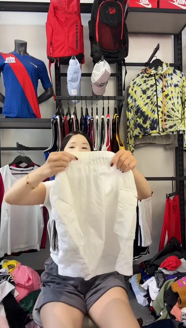729编码 耐克卫衣服饰过款为准 尺码M