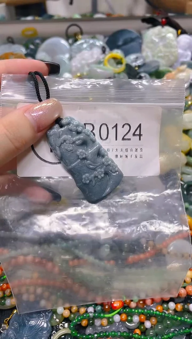 翡翠未镶嵌颈饰/B/翡翠A货一图一物