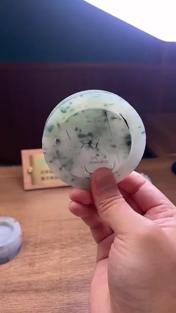 未镶嵌手镯定制翡翠雨定制