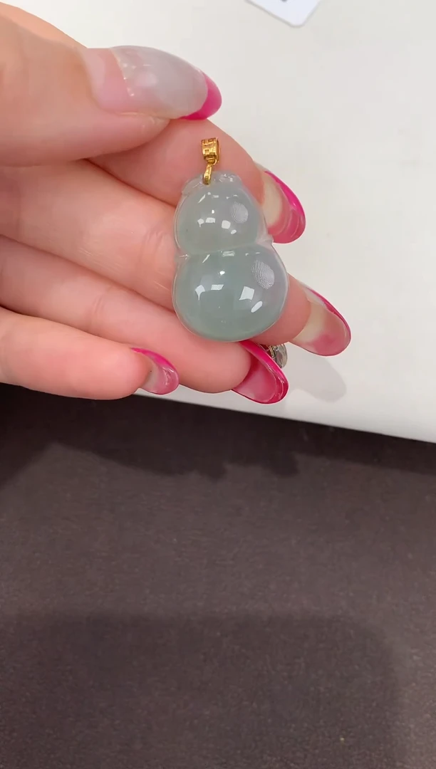 颈饰18K金镶嵌翡翠缅甸a货翡翠