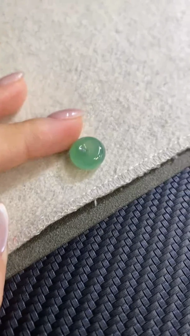 【闪购商品】翡翠挂件未镶嵌放漏款扣子