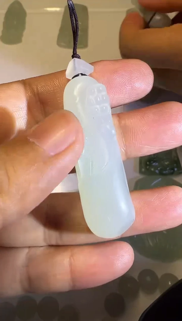未镶嵌定制翡翠挂件