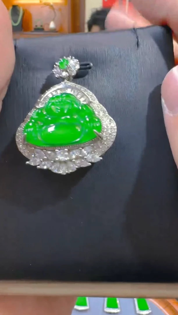 翡翠未镶嵌吊坠(赠链)天然a货翡翠