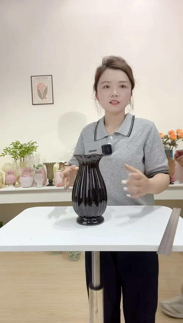 605A大号黑色花瓶