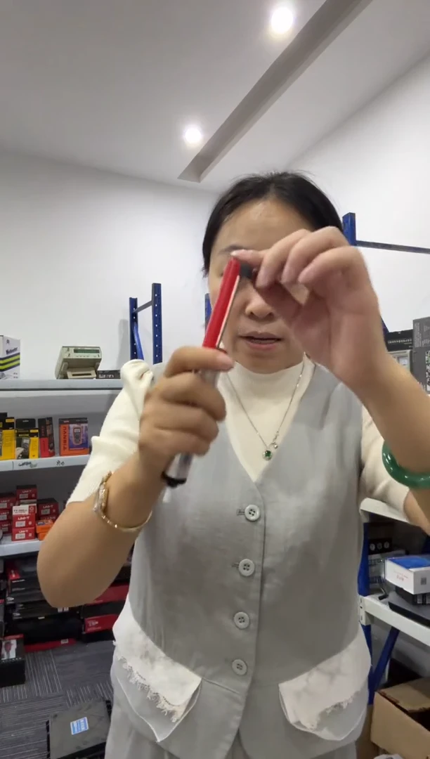 拓利亚EH06-135一单手铝体吸锡器