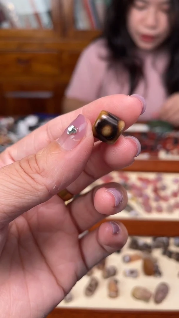 玛瑙/玉髓颈饰未镶嵌多***品9坛三