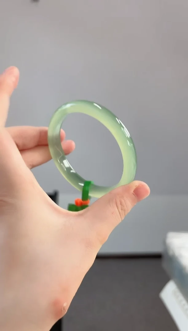 玛瑙/玉髓手镯未镶嵌58圈