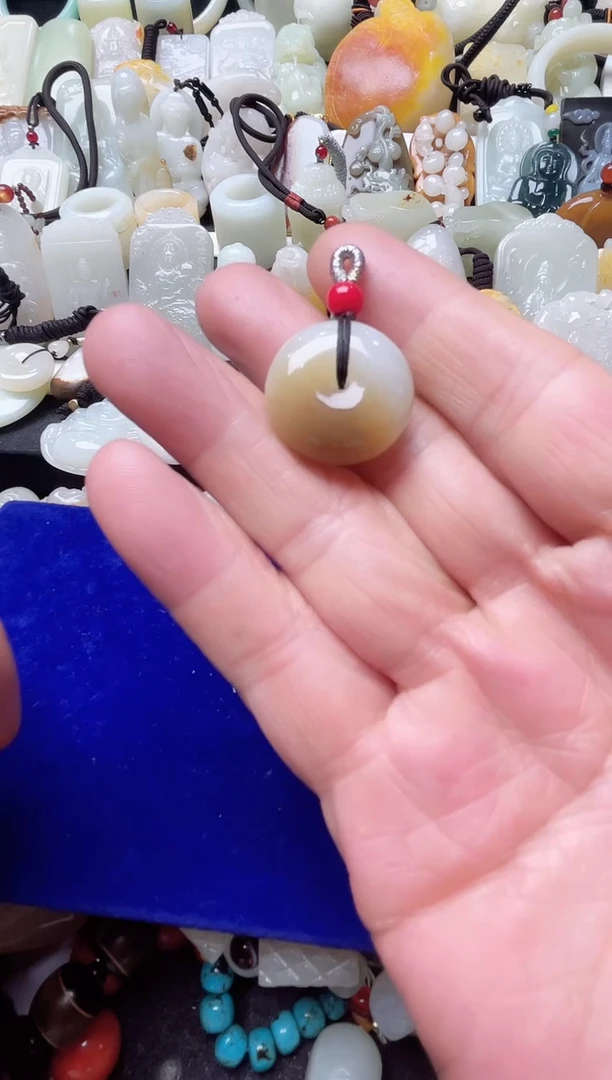 未镶嵌和田玉挂件挂件