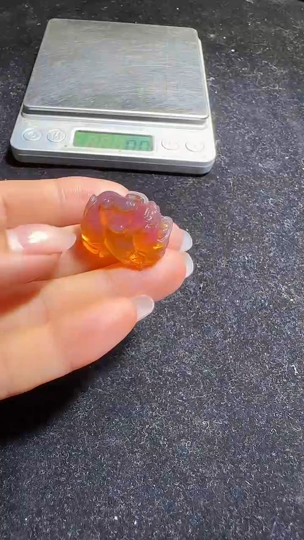 未镶嵌颈饰琥珀50124485