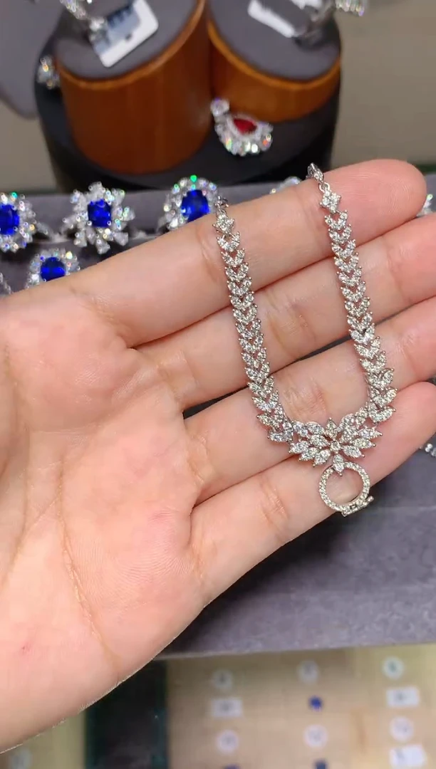 项链18K金镶嵌钻石1.68CT