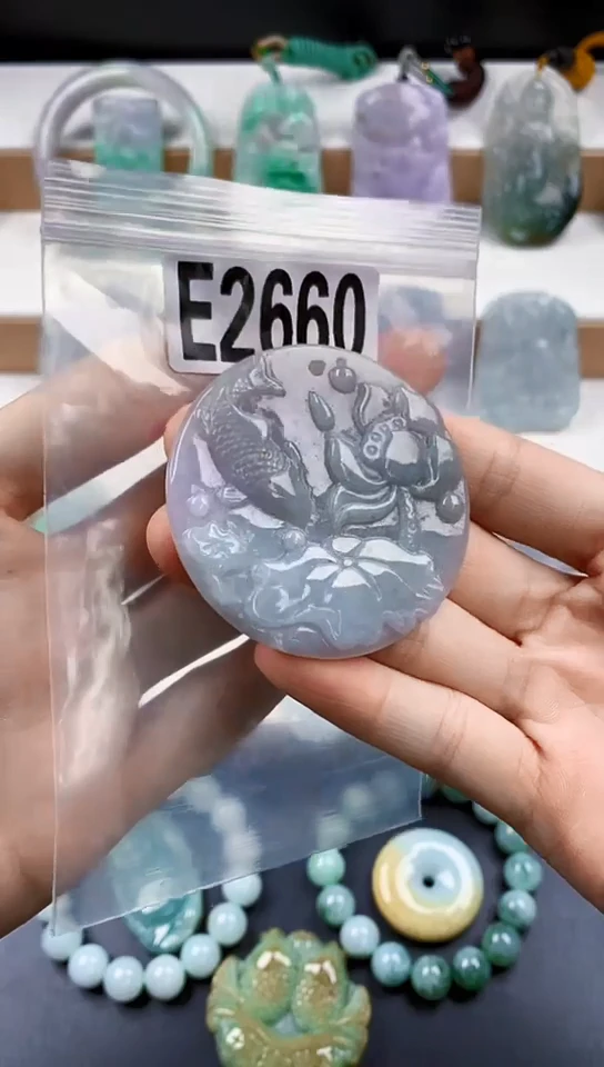 颈饰未镶嵌翡翠天然翡翠吊坠挂件