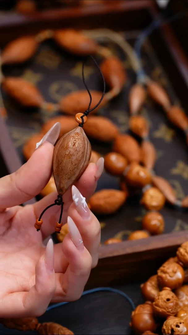 【闪购商品】橄榄核吊坠苏工橄榄核