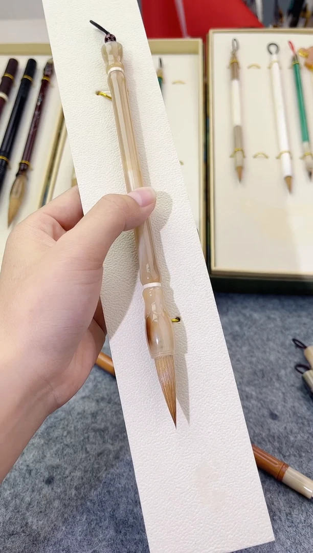 莲花牛角狼毫1只