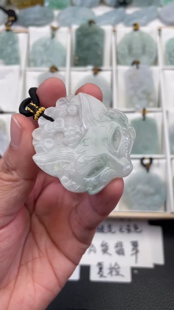 颈饰未镶嵌翡翠天然缅甸翡翠A货341