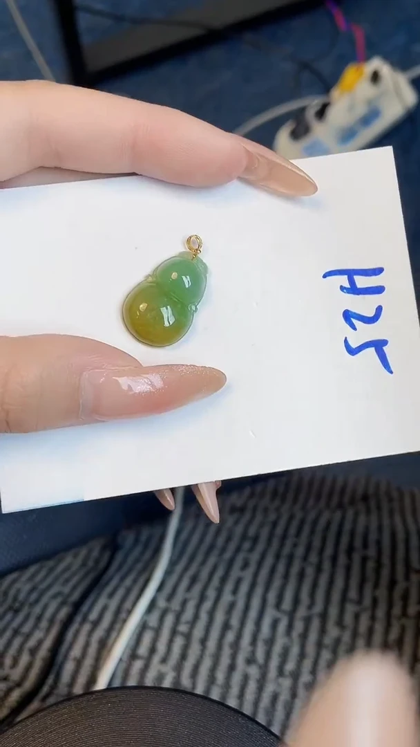 【闪购商品】翡翠颈饰18K金镶嵌00000000