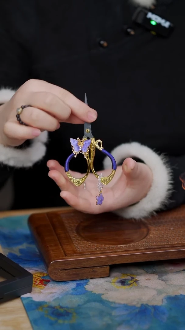 紫色  蝴蝶 手编  茶剪