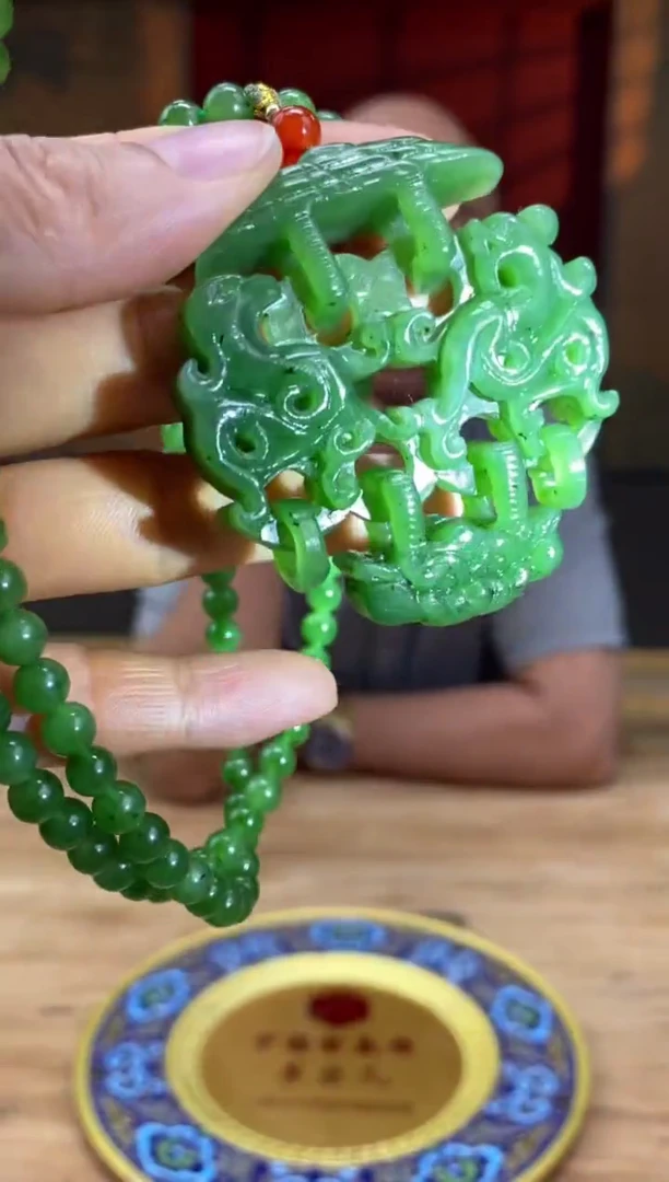 和田玉未镶嵌颈饰D630