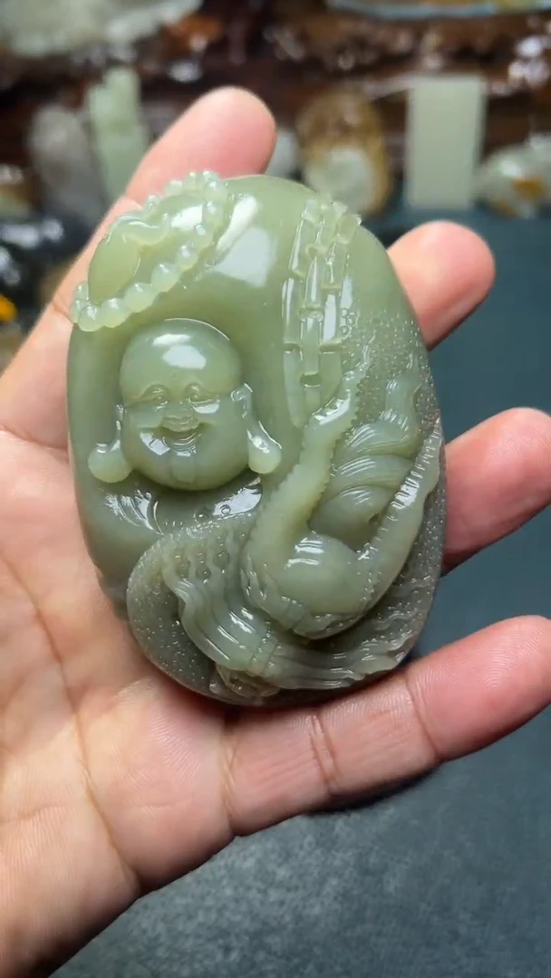 未镶嵌和田玉把件-