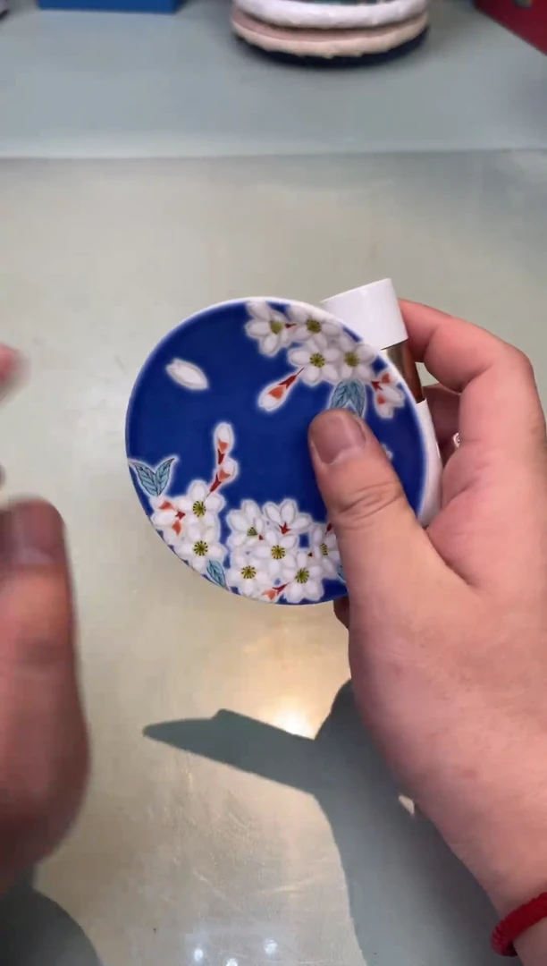 【闪购商品】瓷片唇