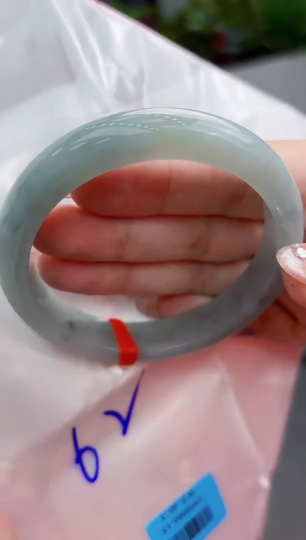 【闪购商品】翡翠手镯未镶嵌翡翠手镯