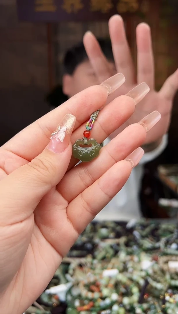 【闪购商品】和田玉颈饰未镶嵌多样性发一