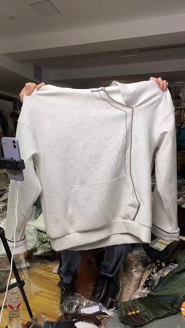 卫衣         175码（微瑕）