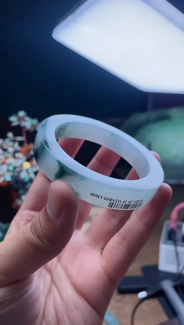 【闪购商品】定制翡翠手镯未镶嵌定制