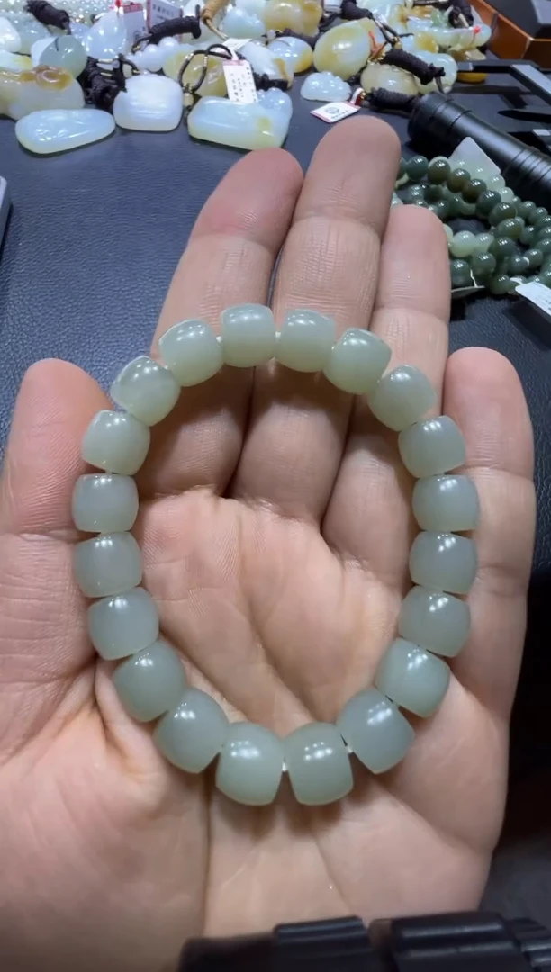 未镶嵌手串和田玉且末近矿高清白卡9*10手串（产地直发）