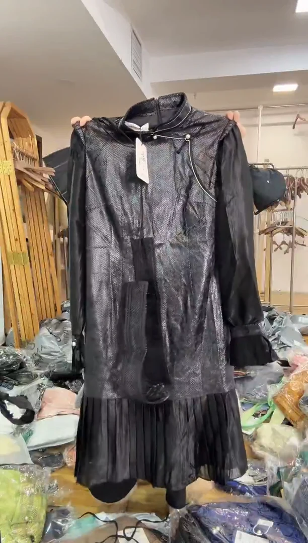 礼服裙  2X135斤以里