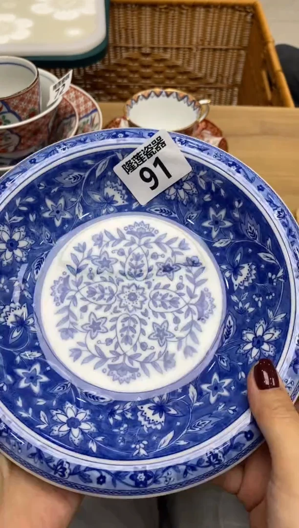 瓷片瓷器之美，尽在隆莲。