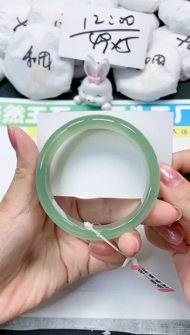 石英质玉手镯未镶嵌91-62
