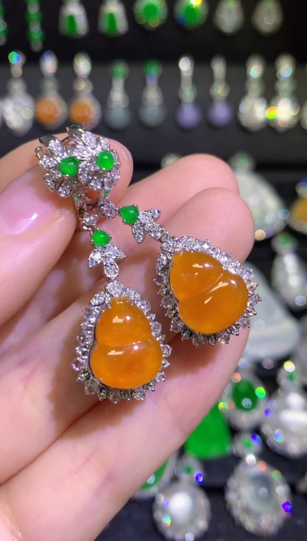 【闪购商品】翡翠耳坠18K金镶嵌高冰黄翡葫芦
