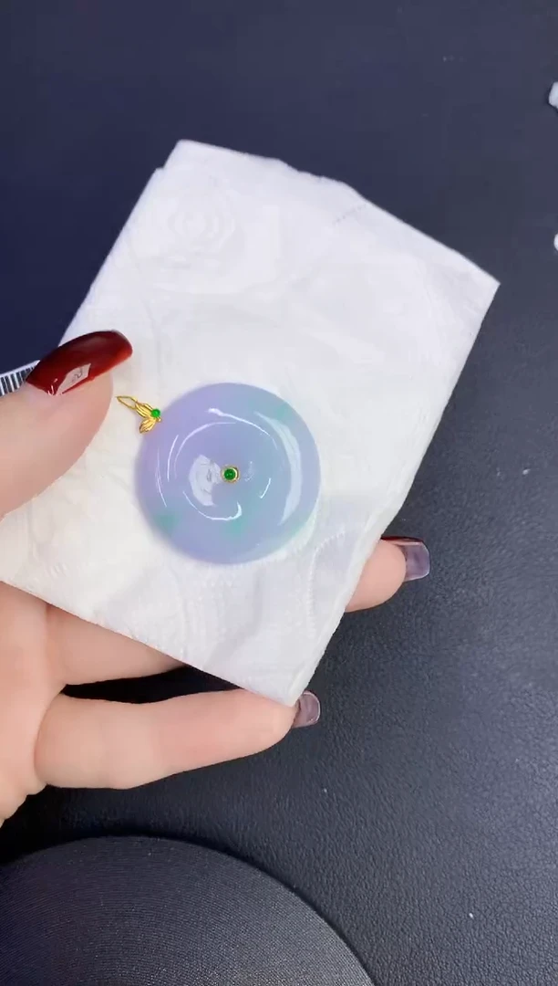 颈饰18K金镶嵌翡翠缅甸天然翡翠A货