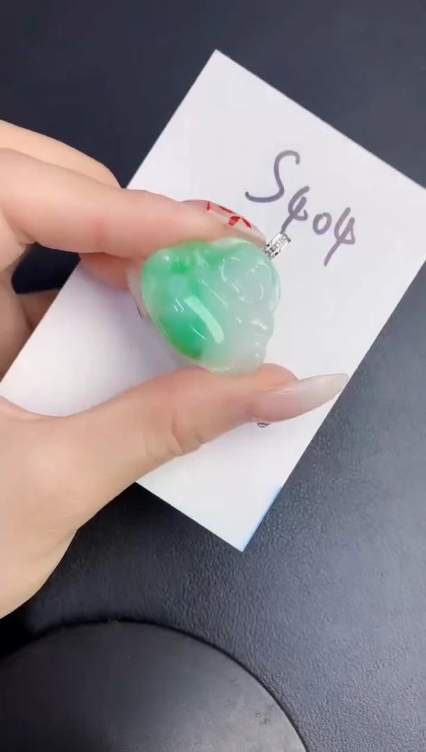 【闪购商品】翡翠颈饰18K金镶嵌0000000000