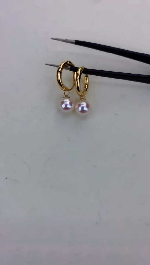 18K金镶嵌DA海水珍珠 GD057 7-8 许红豆耳扣