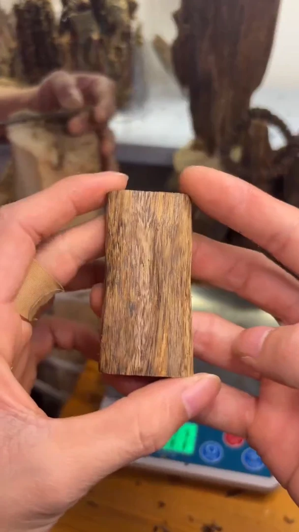 沉香沉香碎屑陆河品种9克