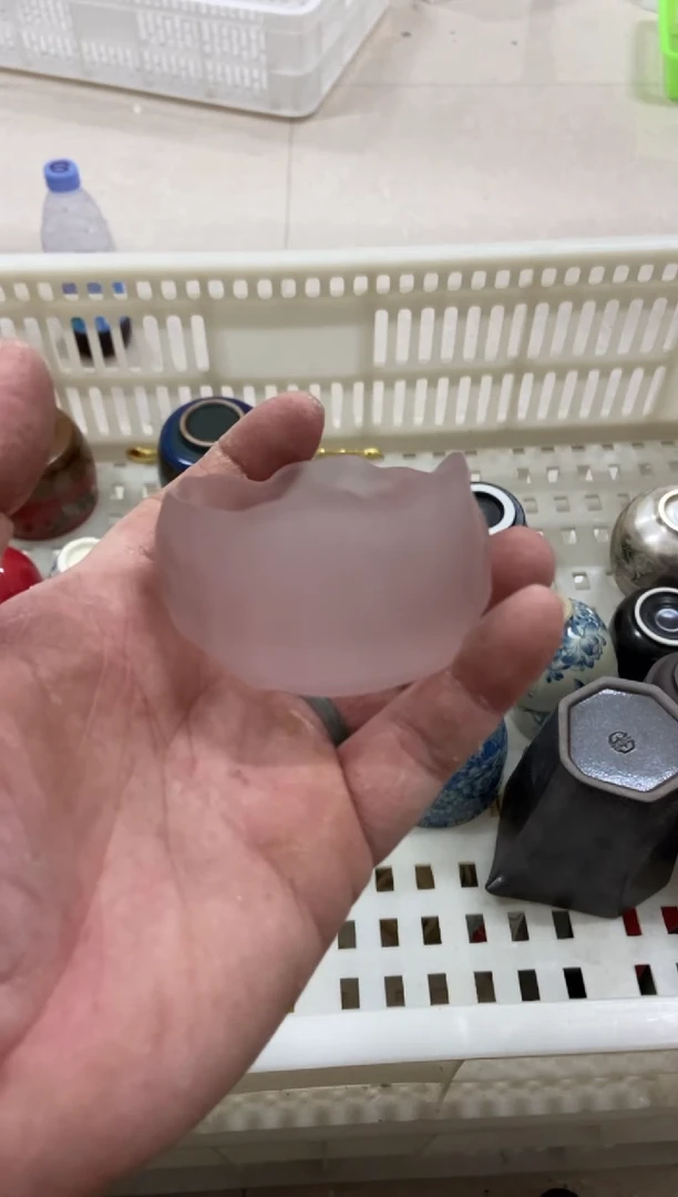 杯子瓷无运费险有瑕疵的摄影的产品有使用过的痕迹有点脏介意勿拍